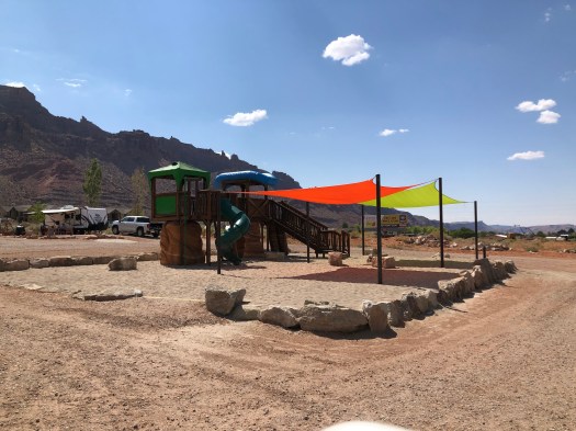 19D0FEE5-964F-4E1A-9D1D-0319D42C615E